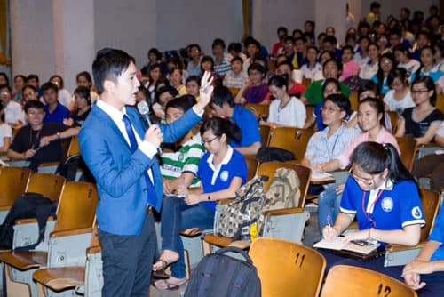 Nguyễn Hoàng Khắc Hiếu